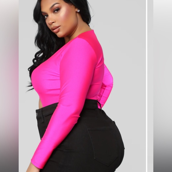 Fashion nova bodysuitπ - Picture 5 of 10